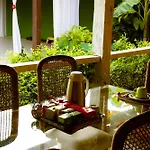 Spazio Buzios Guesthouse